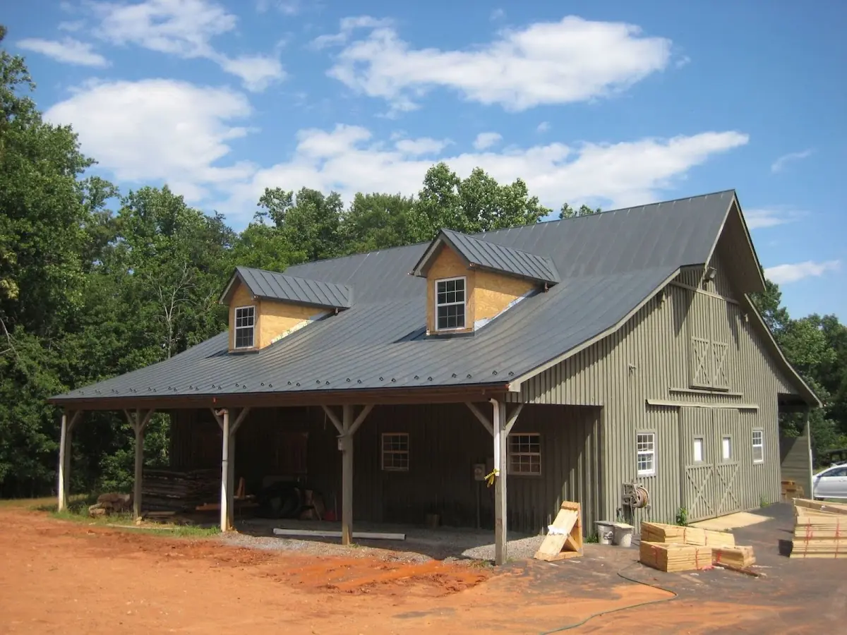 Expert Roof Repair workmanship in Valencia Meadows